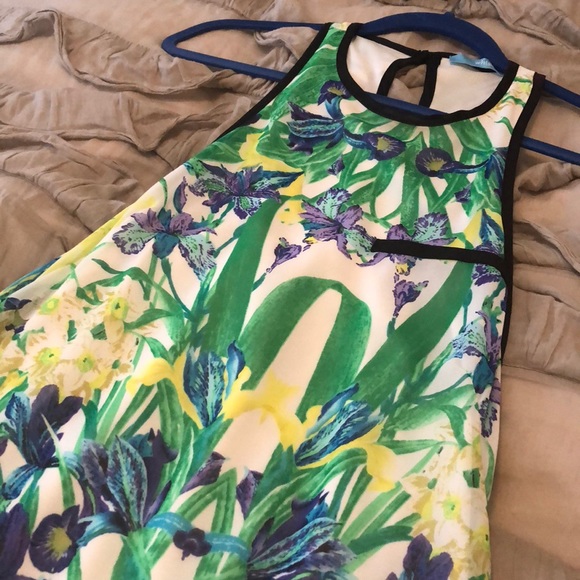 Floral dress - Picture 2 of 3